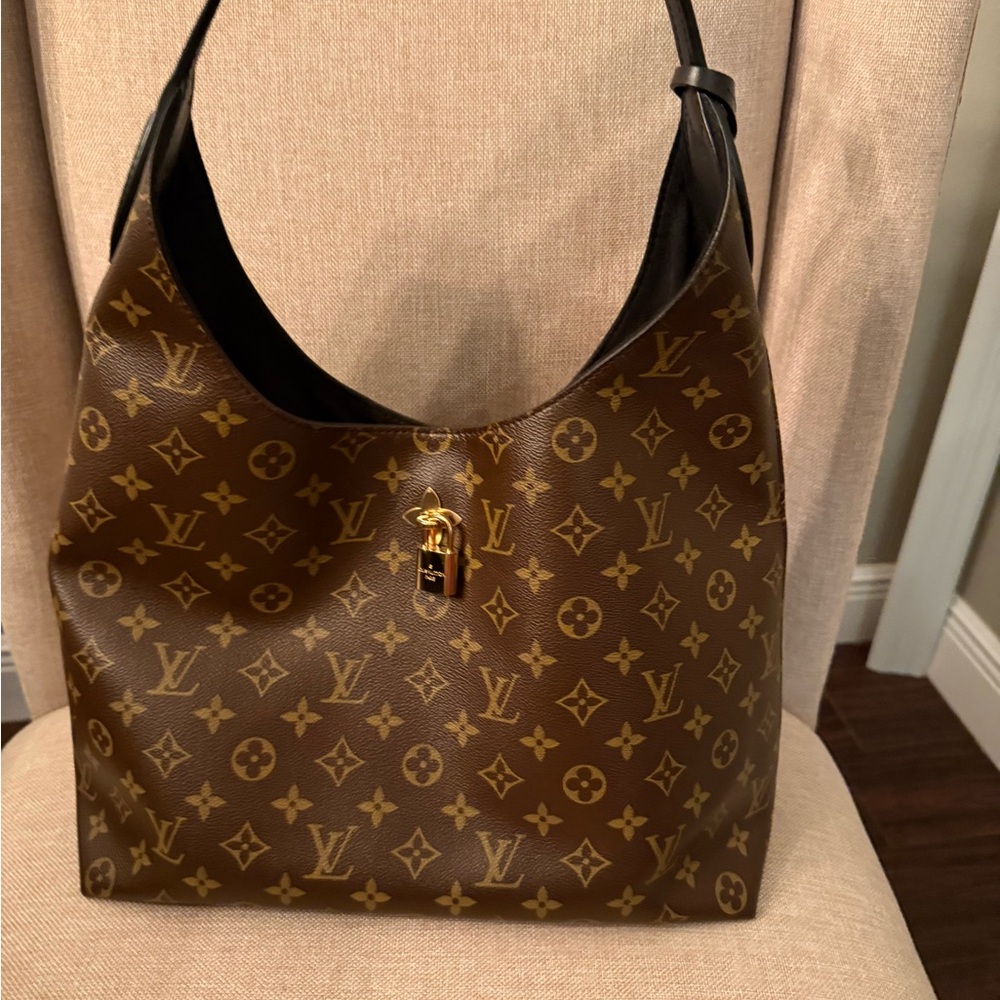LOUIS VUITTON Monogram Flower Hobo Black